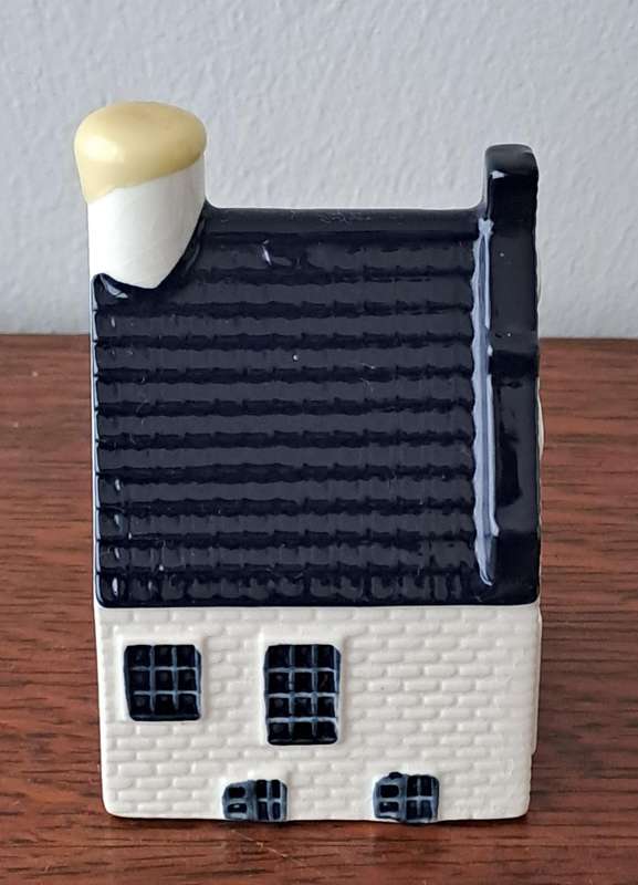 KLM Delft Miniature House Decanter number 39