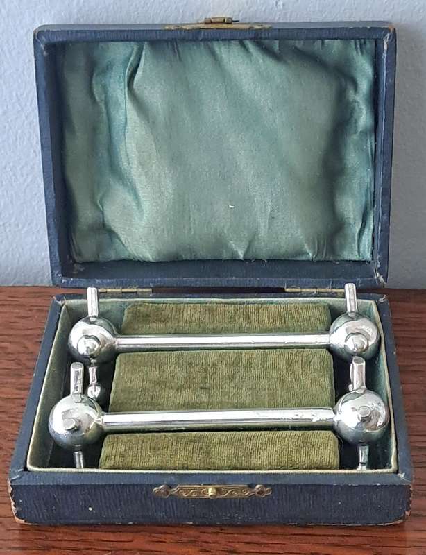 Pair of EP Knife Rests