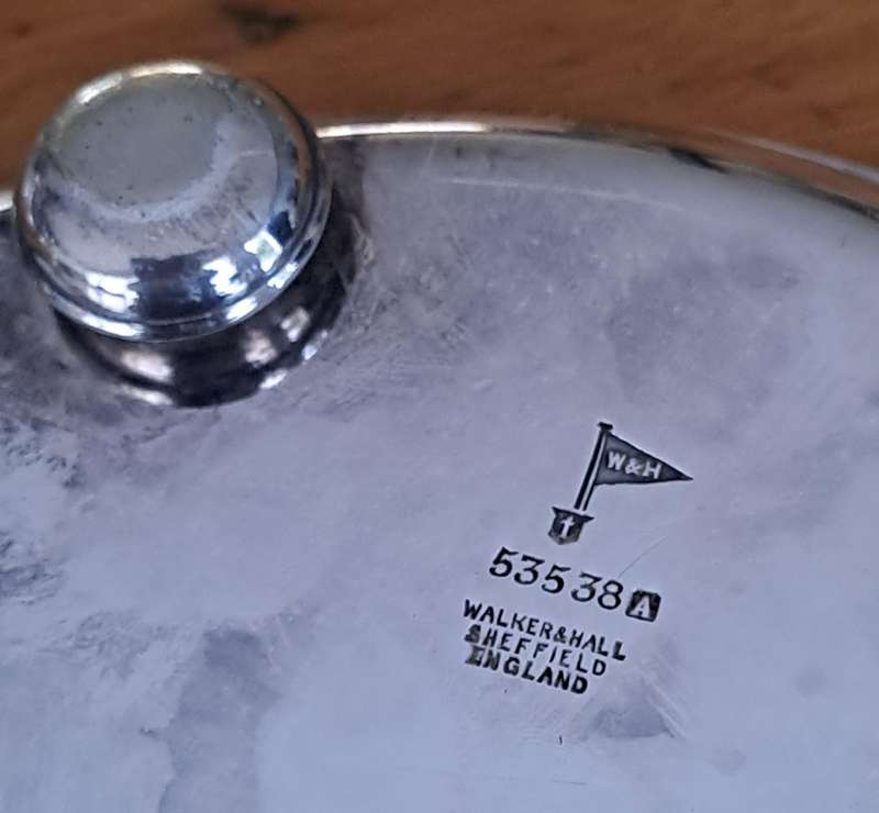 Magnificent Walker & Hall Vegetable Serving Pan