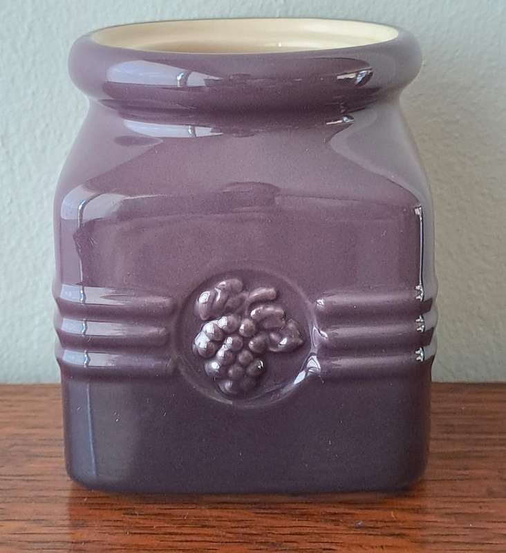 Le Creuset Jar