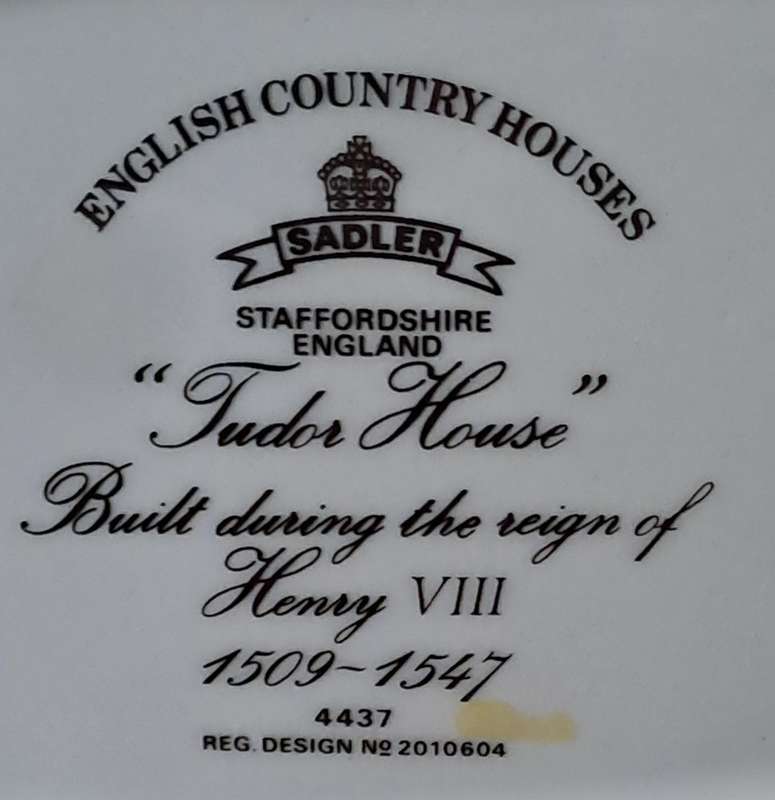 Sadler Teapot - Tudor House