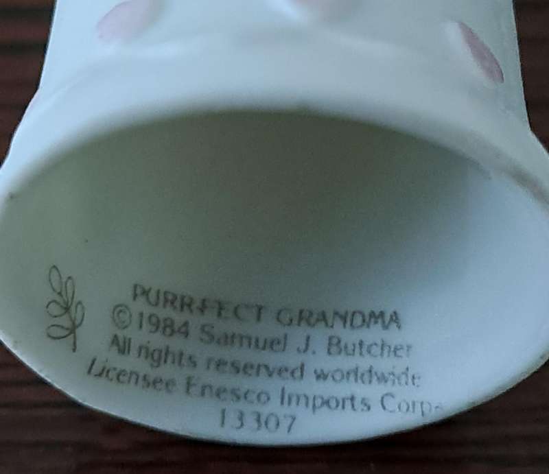 Thimble by Samuel J Butcher - 'Purrfect Grandma'