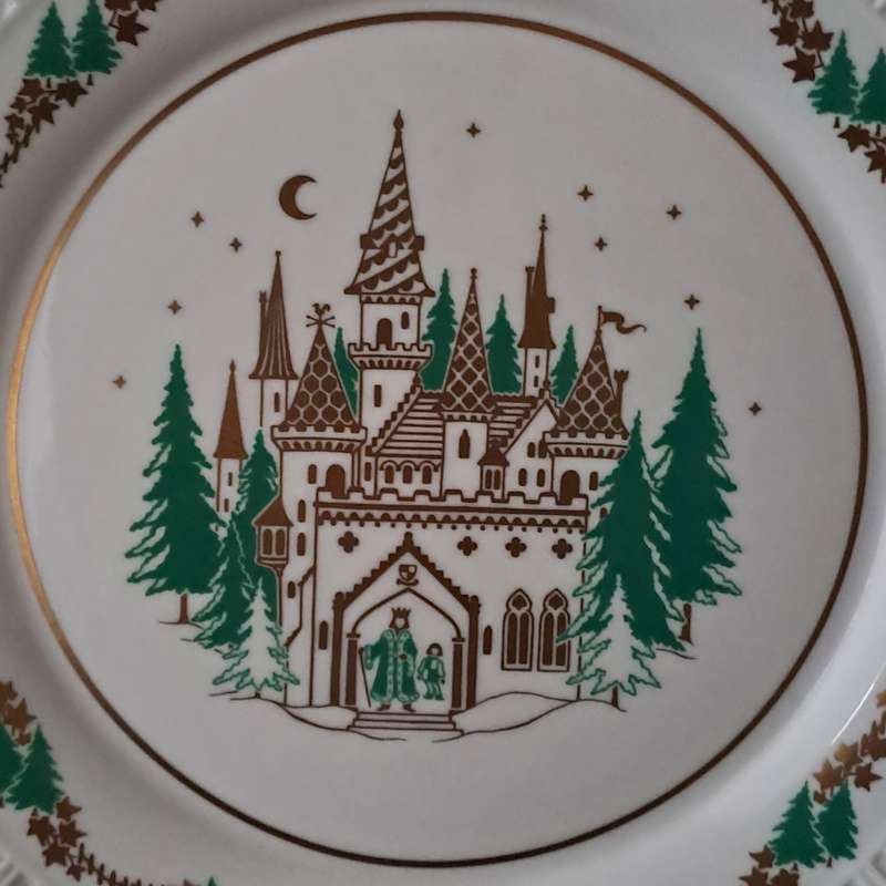 Spode Christmas Plate 1976