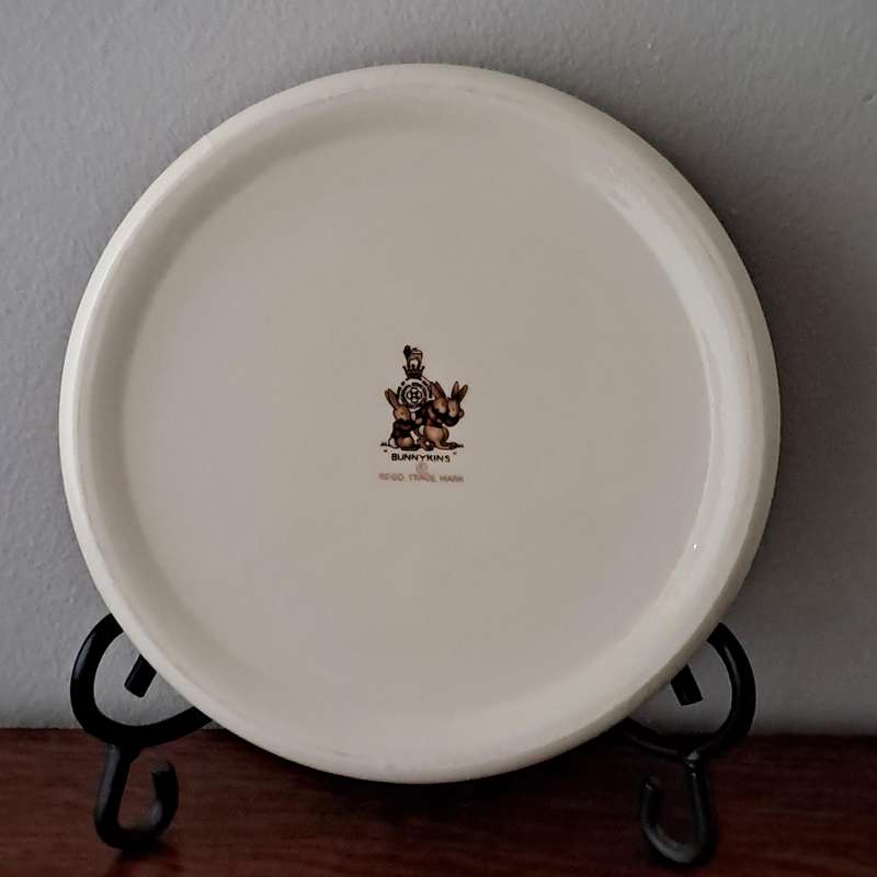 Royal Doulton Bunnykins Large Porridge Bowl - 'Bonfire'