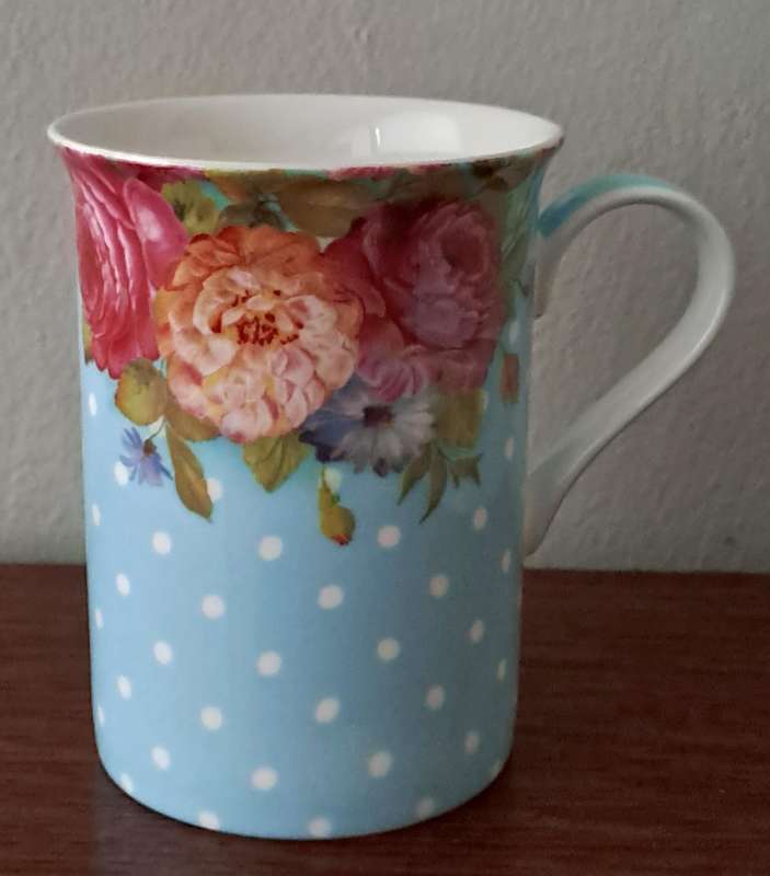 Maxwell Williams Mug 'Blooming Spots'