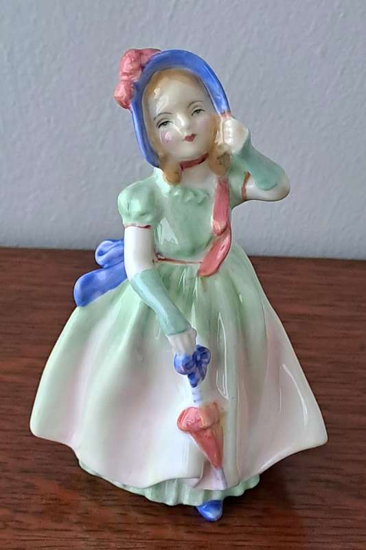 Royal Doulton 'Babie' HN1679