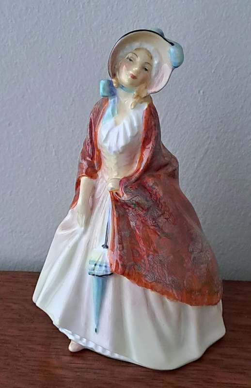 Royal Doulton 'Paisley Shawl' HN1988