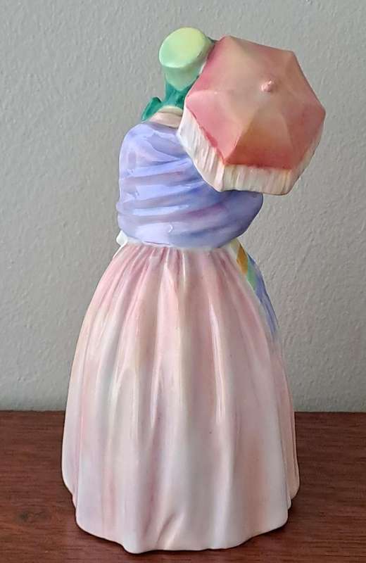 Royal Doulton 'Miss Demure' HN1402
