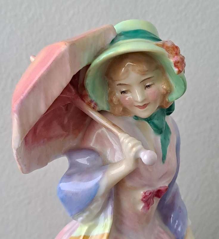 Royal Doulton 'Miss Demure' HN1402