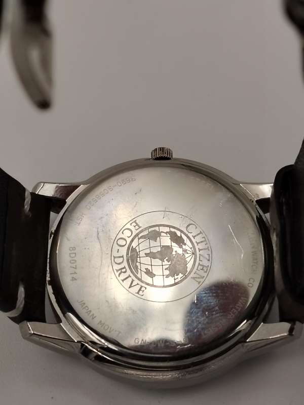 Citizen eco drive 37mm ex crown