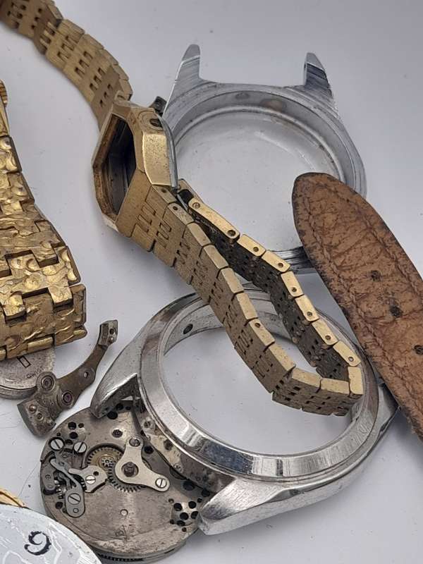 Watch parts for steampunk/repairs