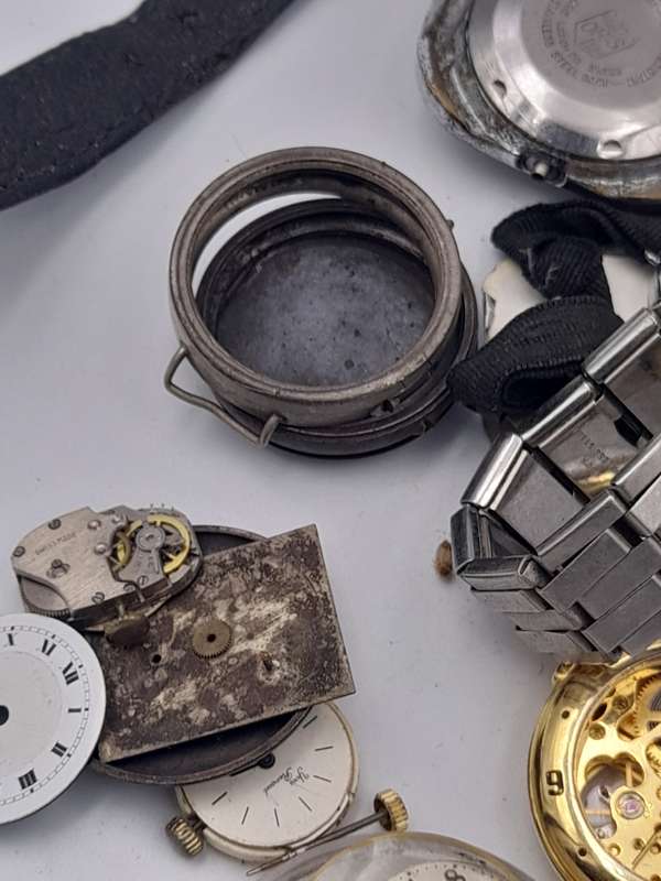 Watch parts for steampunk/repairs