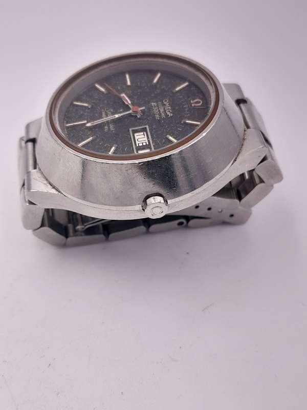Omega F300 cone watch WORKING 40mm ex crown 46mm lug to lug