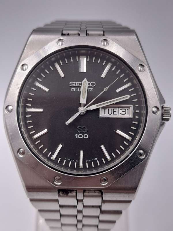 Seiko Quartz WORKING 42mm lug to lug 40mm ex crown