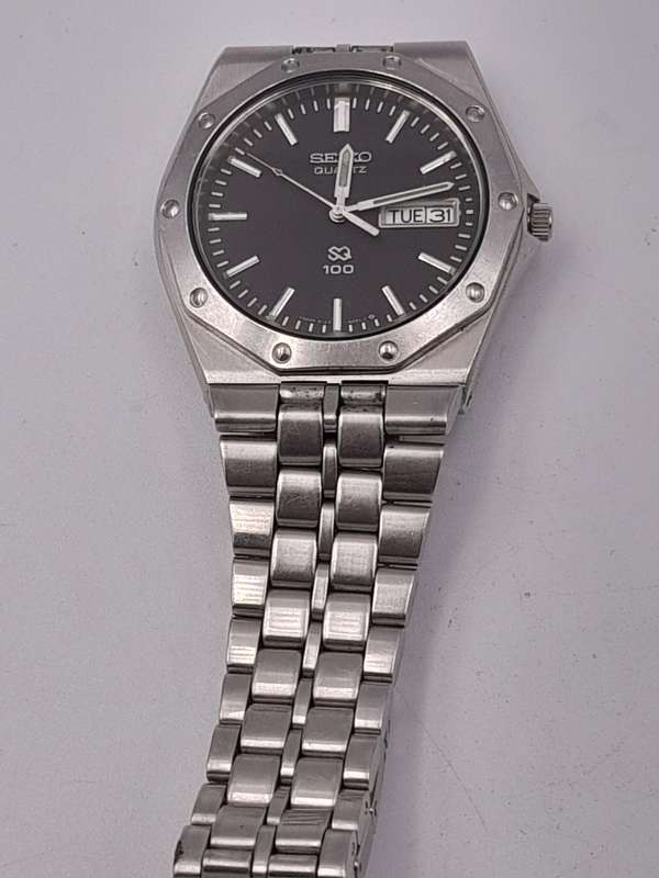 Seiko Quartz WORKING 42mm lug to lug 40mm ex crown