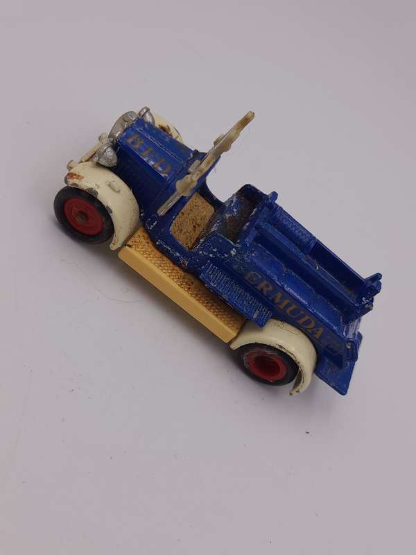1984 Lledo Days Gone by Die cast Bermuda fire department truck DG21