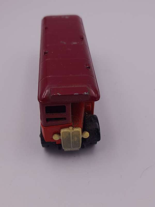 1983 Lledo Models of Days Gone passenger bus 1986 Oxford London Marreils
