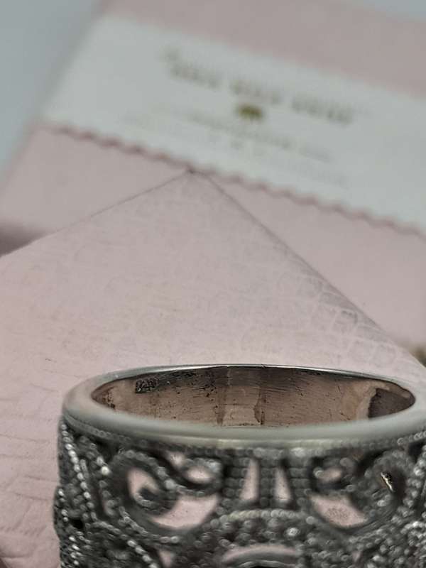 Sterling silver ladies ring Size: N