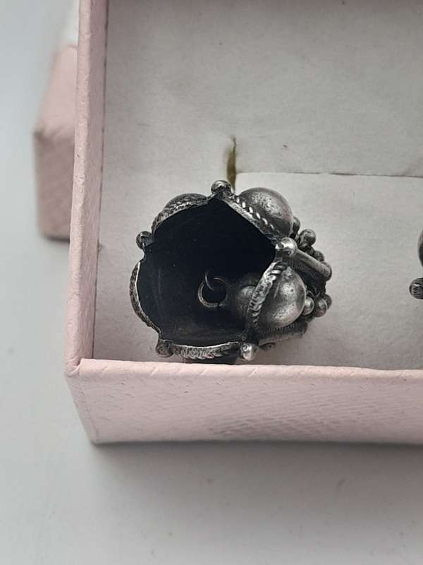 Antique hook in bell earrings sterling silver length: 17mm width: 13mm