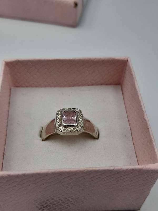 Sterling silver ladies rings Size: U