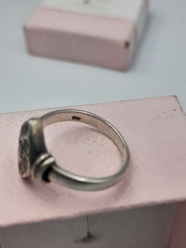 Sterling silver ladies rings Size: O