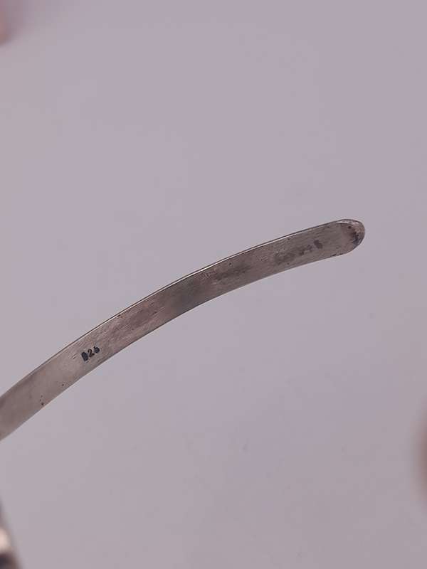 Sterling silver bangle with sugarlite stone