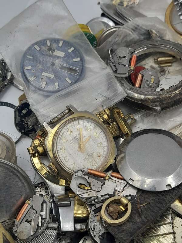 Watch parts for steampunk/repairs