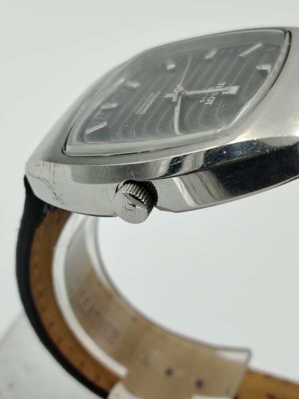 Rare Tissot tissonic F300 39mm ex crown