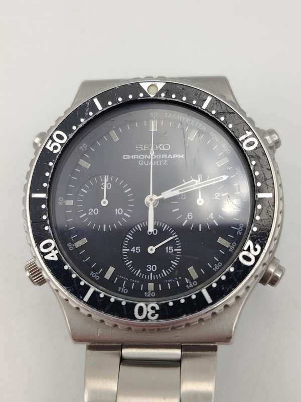 Seiko 7A28 7040 40mm ex crown