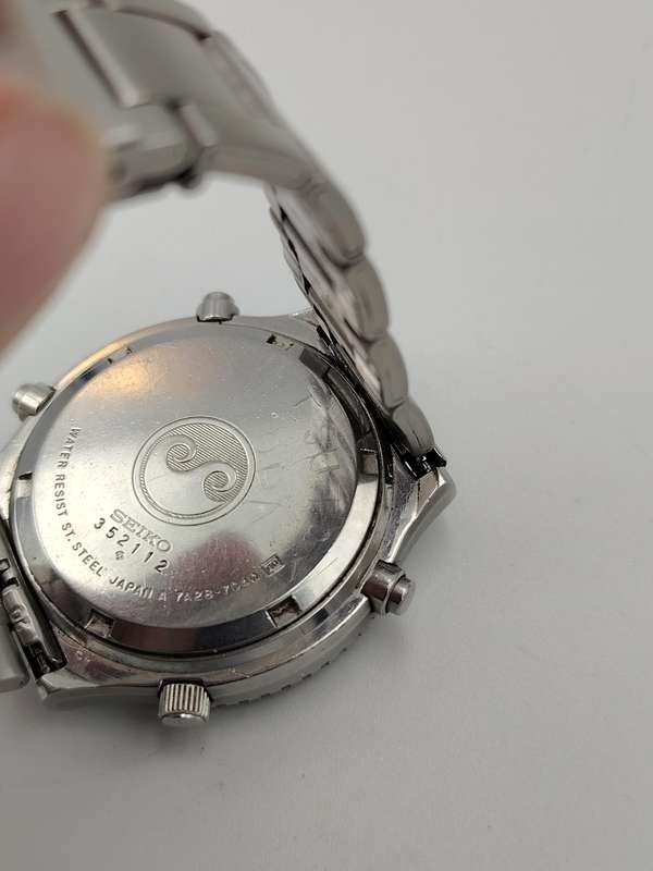 Seiko 7A28 7040 40mm ex crown