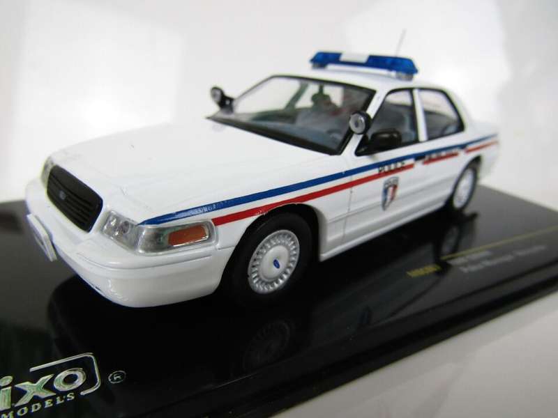 FORD CROWN VICTORIA MONTPELIER POLICE -Police cars of the world - RARE & DETAILED