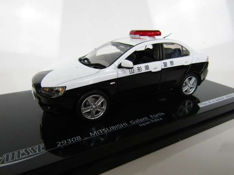 MITSUBISHI GALANT FORTIS JAPAN POLICE "Police cars of the world"