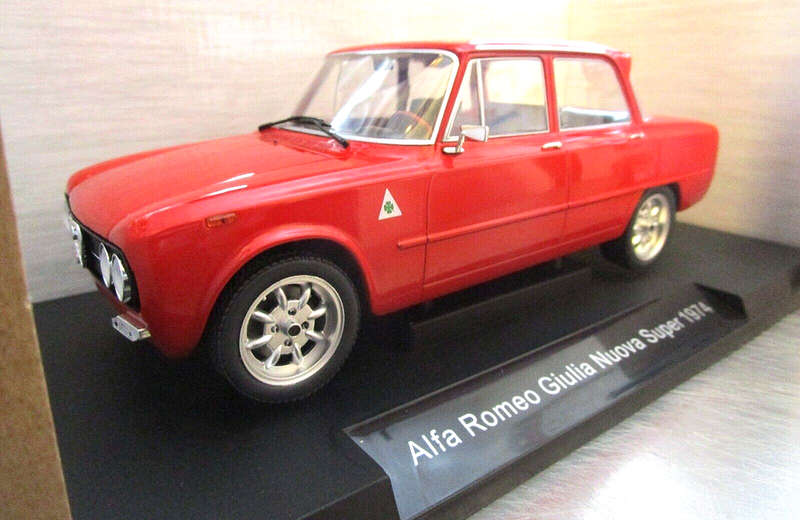 Alfa Romeo Giulia Super Nuova 1974 Red