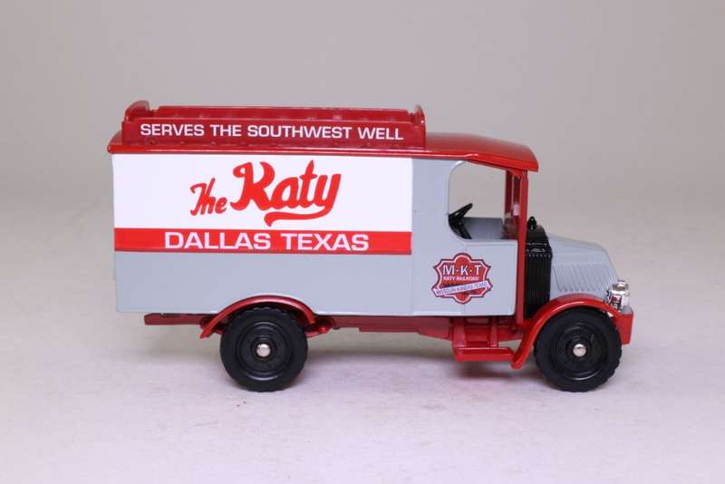 1920 Mack AC Van, MKT, Missouri-Kansas-Texas, Katy Railroad