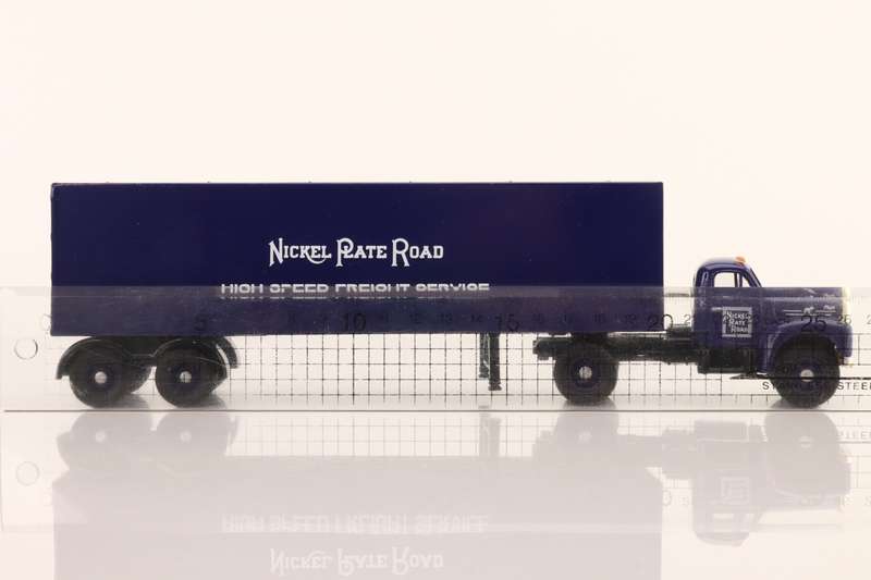 Mack B Series Artic Box Van, Nickel Plate Road