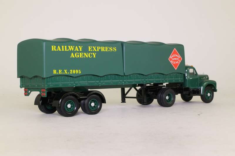 Mack B Series Truck, Artic Tilt Trailer,