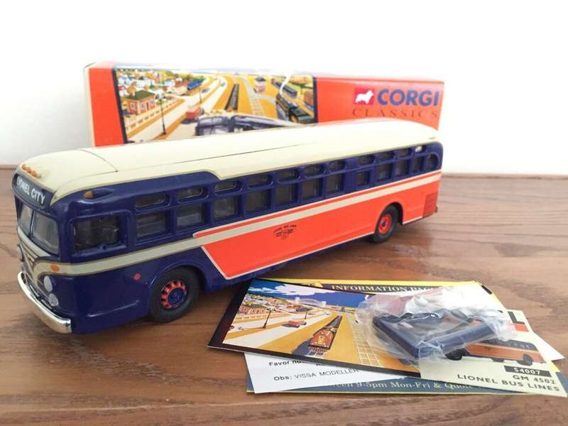 GM Old Look Bus, GM4507 Lionel Bus Lines