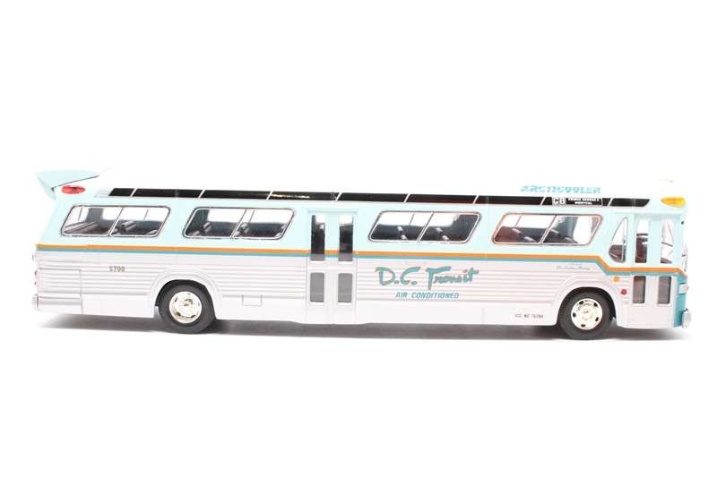GM Fishbowl Bus - DC Transit GM5301