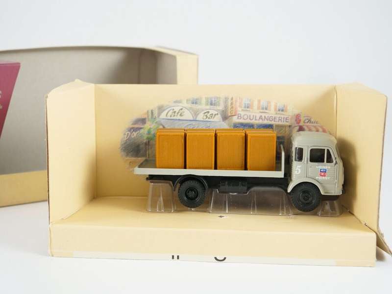 Corgi French Heritage Simca Cargo