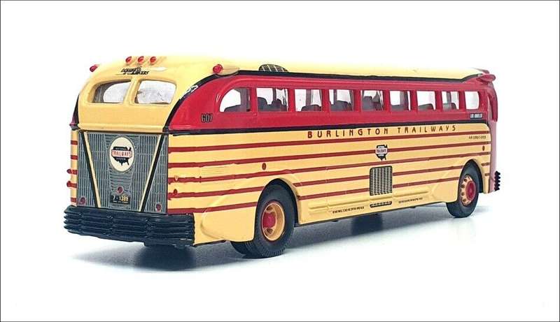 Yellow Coach 743 - Burlington Trailways