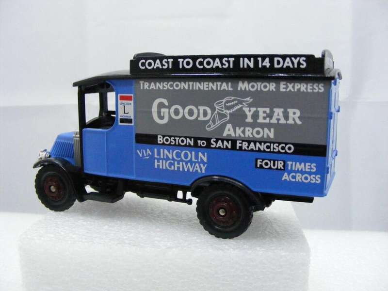 Corgi Americana 98481 Mack Goodyear Wingfoot Express + Ltd Ed Cert + box