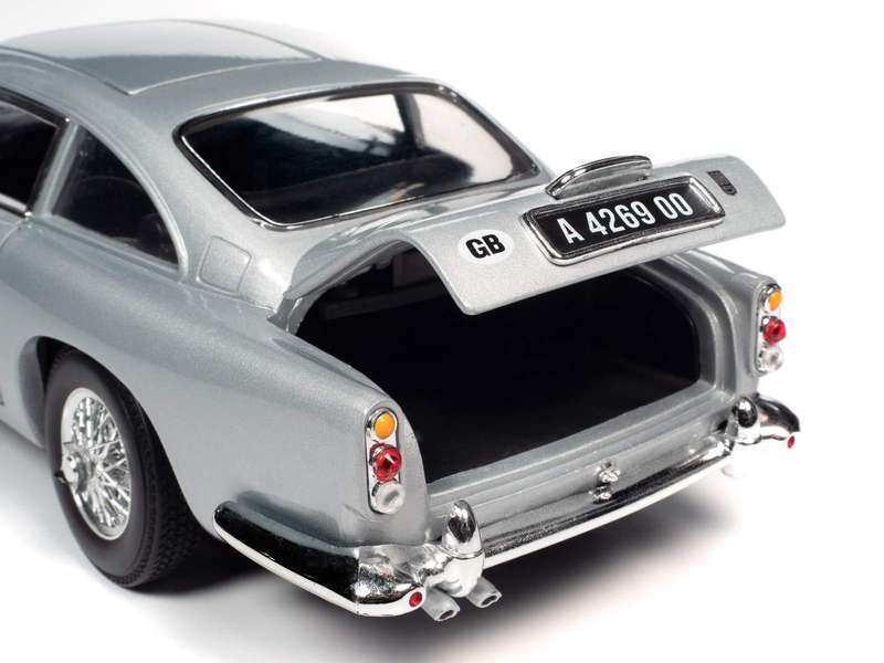 Aston Martin DB5 No Time to Die