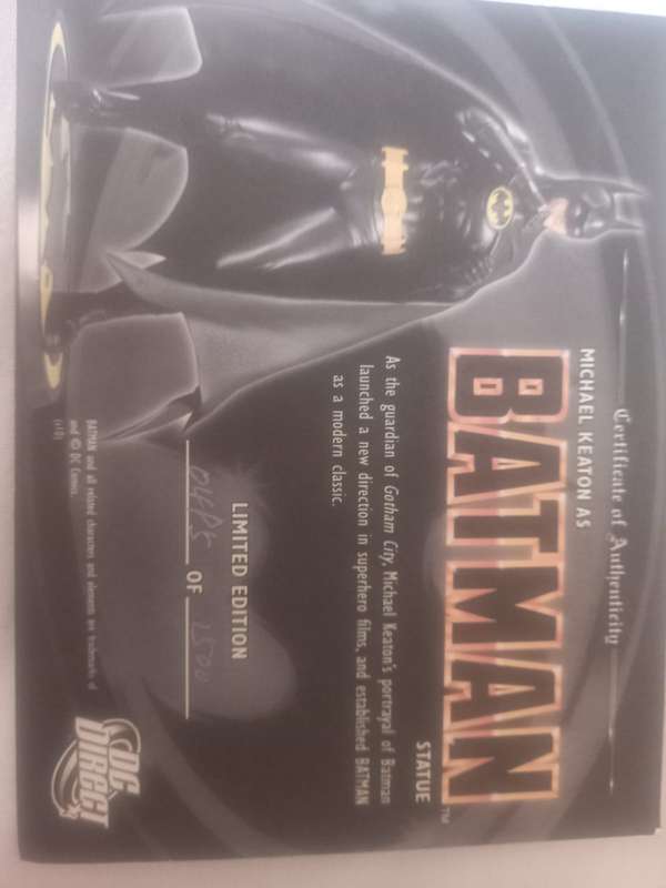 Batman 30cm Michael Keaton Statue