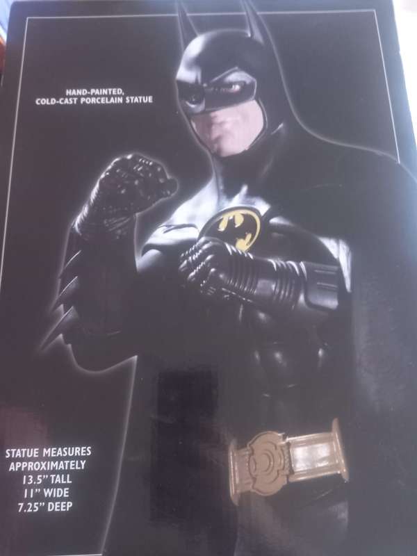 Batman 30cm Michael Keaton Statue