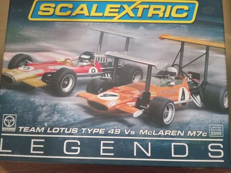 LEGENDS McLaren M7c Team Lotus Type 49 Ltd BT26A Twin Pack