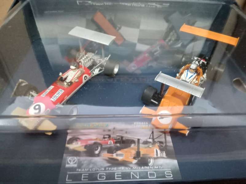 LEGENDS McLaren M7c Team Lotus Type 49 Ltd BT26A Twin Pack