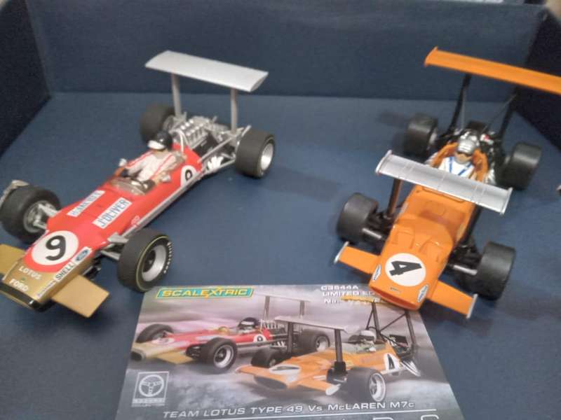 LEGENDS McLaren M7c Team Lotus Type 49 Ltd BT26A Twin Pack