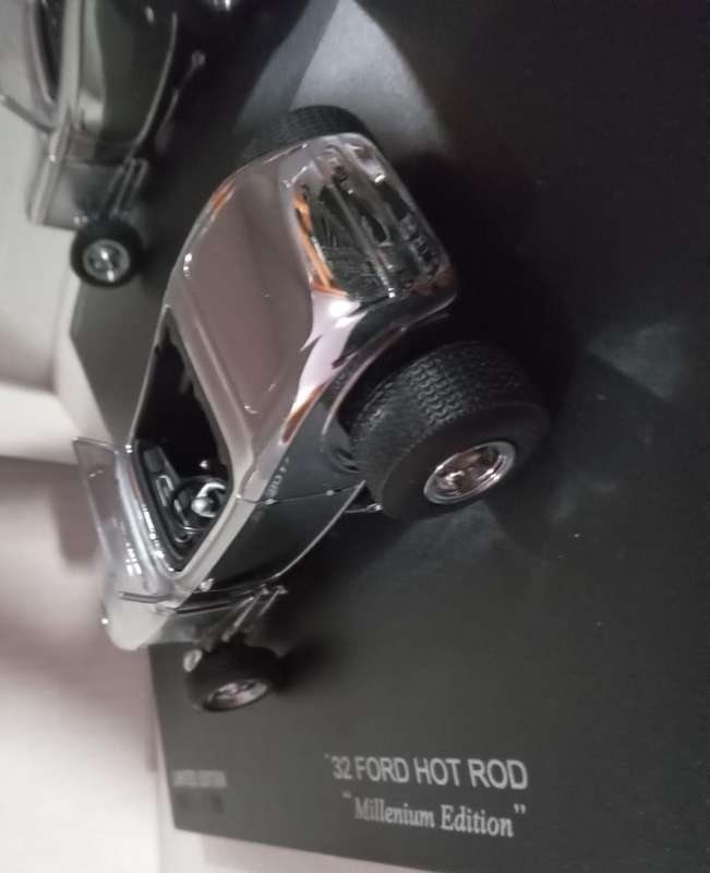 1932 Ford Hot Rod  Millennium Collection. Chrome Silver