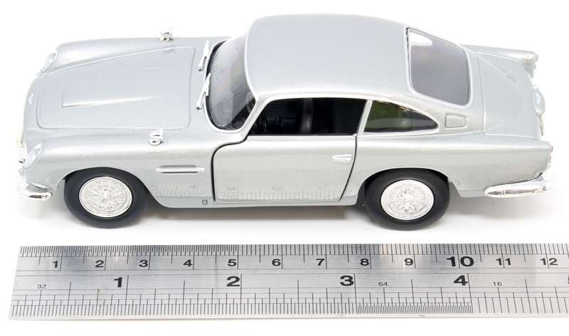 James Bond - Aston Martin DB5 - 'Casino Royale'