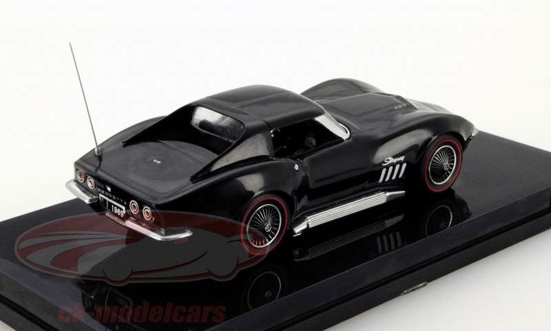 Chevrolet Corvette Stingray 427 Coupe year 1969 Tuxedo Black